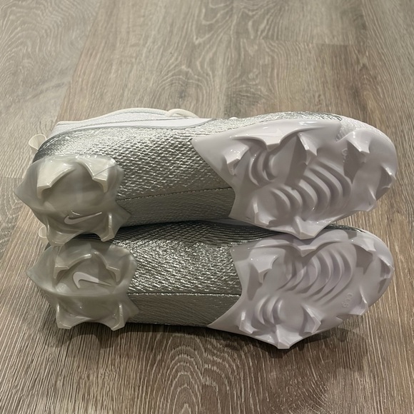 Nike Vapor Edge Speed 360 2 Football Cleats Mens 8 White Silver DA5455-102 - Picture 6 of 7